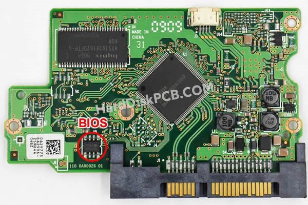 Étapes pour échanger la puce BIOS sur 0A55895 PCB du disque dur Hitachi