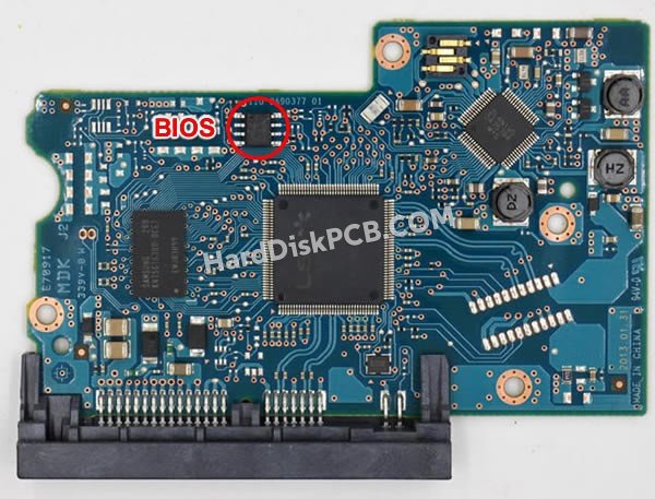 Étapes pour échanger la puce BIOS sur 0A90377 PCB du disque dur Hitachi
