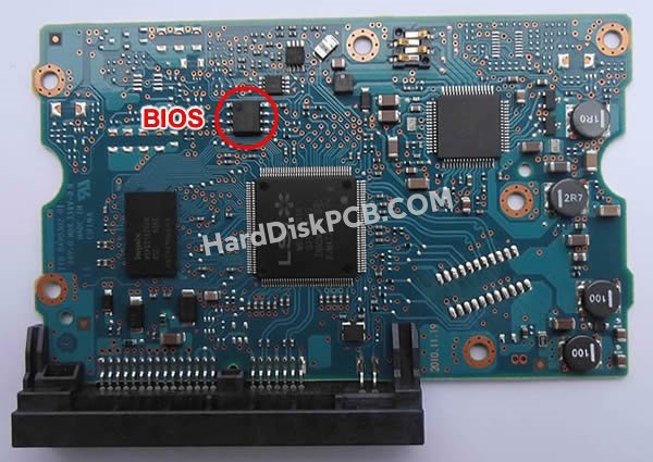 Étapes pour échanger la puce BIOS sur 0J11390 PCB du disque dur Hitachi