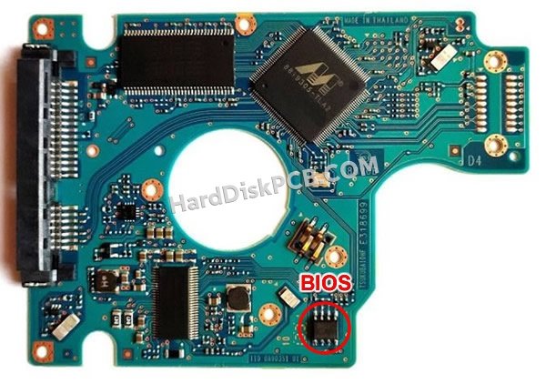 Étapes pour échanger la puce BIOS sur 0J24163 PCB du disque dur Hitachi