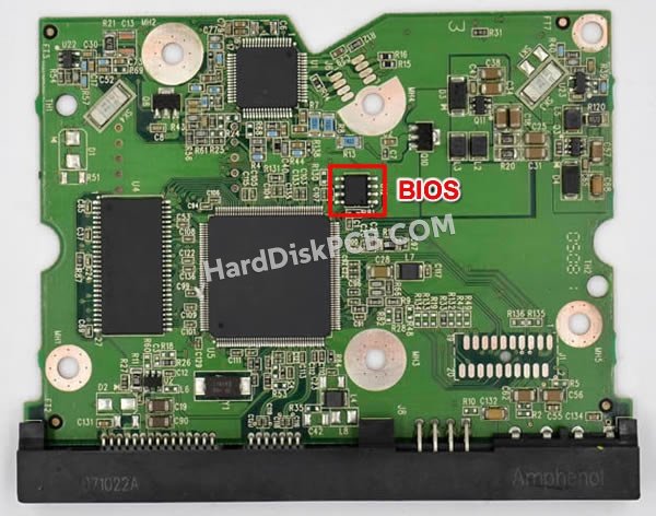 Étapes pour échanger la puce BIOS sur 2060-701453-000 PCB du disque dur WD