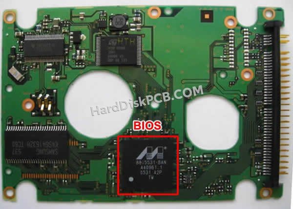 Étapes pour échanger la puce BIOS sur CA26325-B18104BA PCB du disque dur Fujitsu