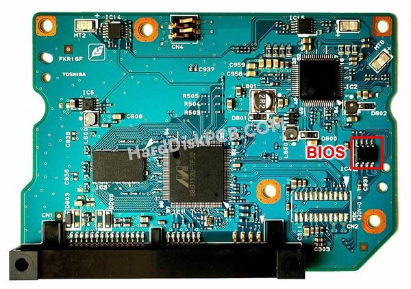 Étapes pour échanger la puce BIOS sur G002901A PCB du disque dur Toshiba